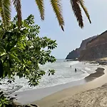 Pambnb Beachfront 1br Playa Chica Διαμέρισμα